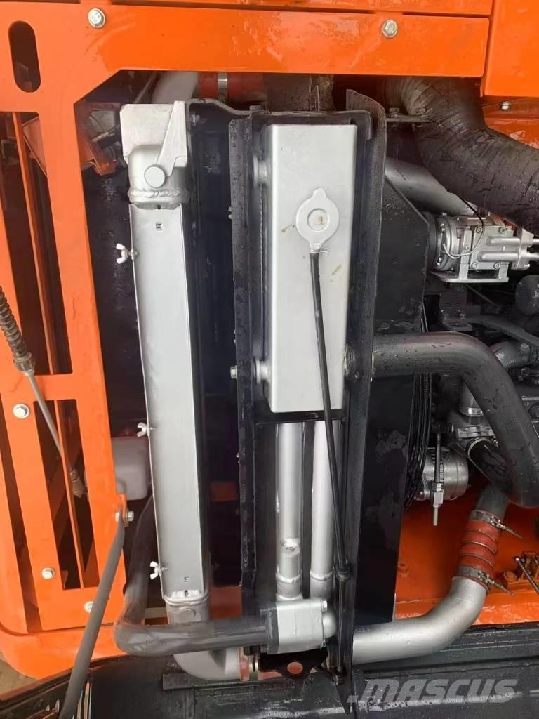 Doosan DX300LC-9C Telakaivukoneet
