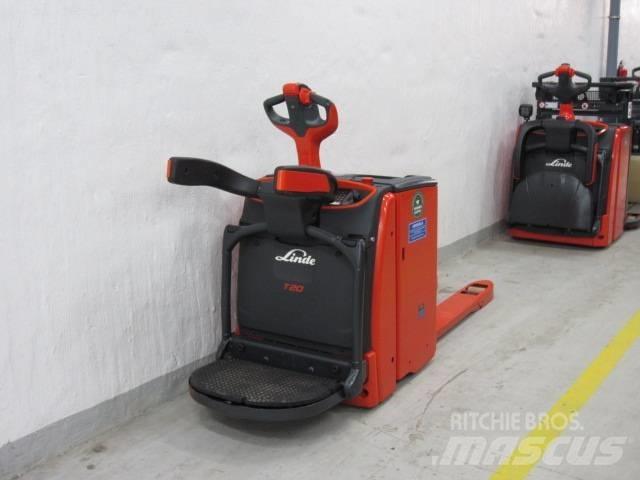 Linde T20AP Lavansiirtotrukit ajotasolla