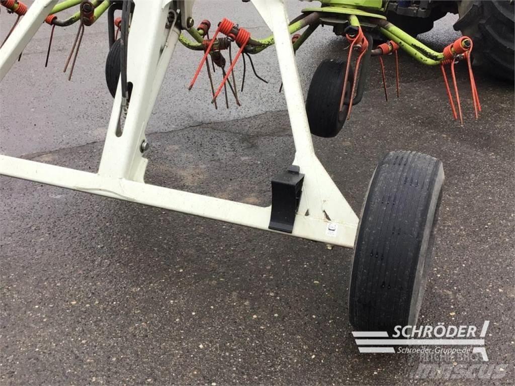 CLAAS VOLTO 800 T Pöyhimet ja haravat