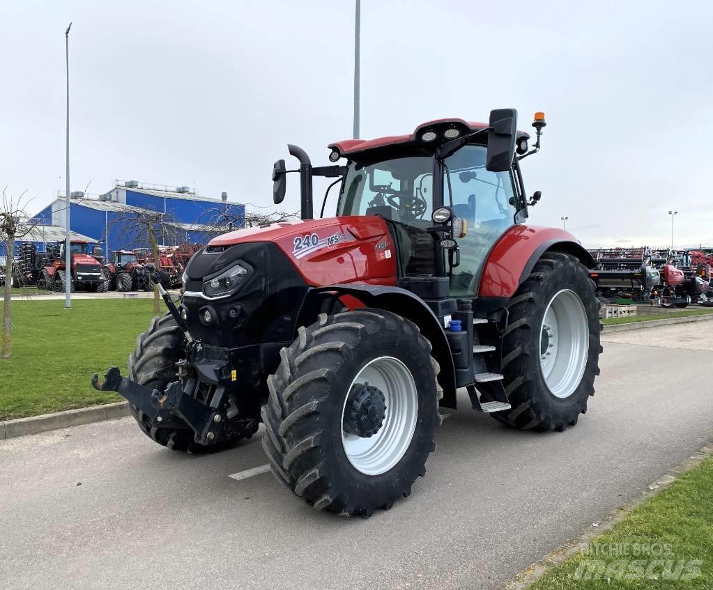 Case IH Puma 240 CVX Traktorit