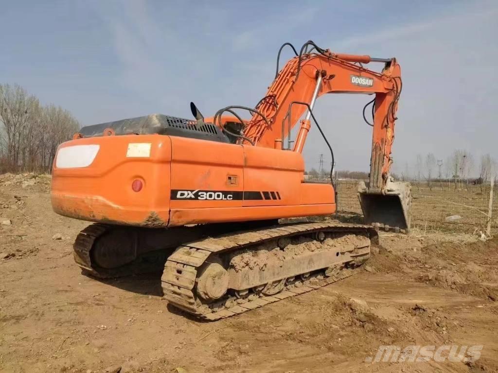 Doosan DX300LC Telakaivukoneet