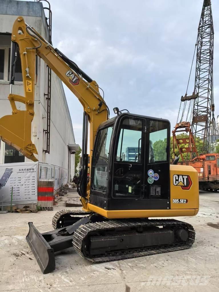 CAT 305.5 E2 Minikaivukoneet < 7t