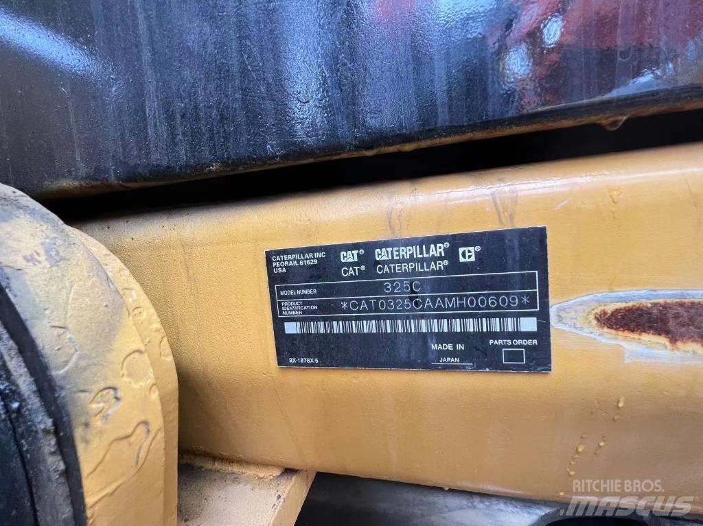 CAT 325 C Telakaivukoneet