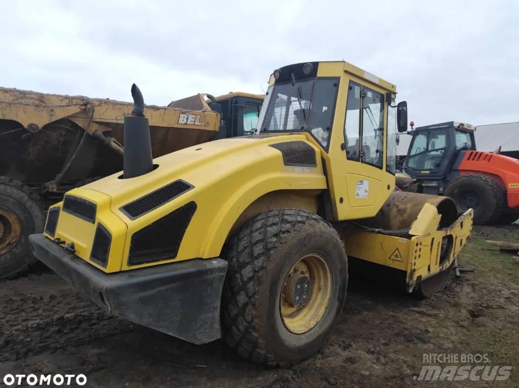 Bomag BW 213 D H-4 Yksivalssijyrät