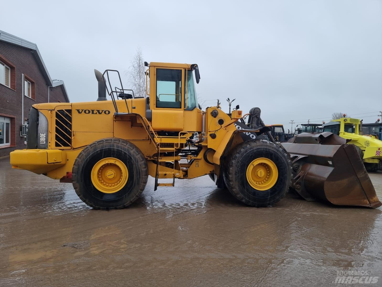 Volvo L180 E Pyöräkuormaajat