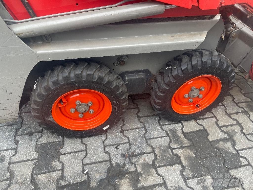 Bobcat S 70 Liukuohjatut kuormaajat
