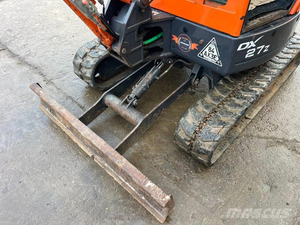 Doosan DX 27 Z Minikaivukoneet < 7t
