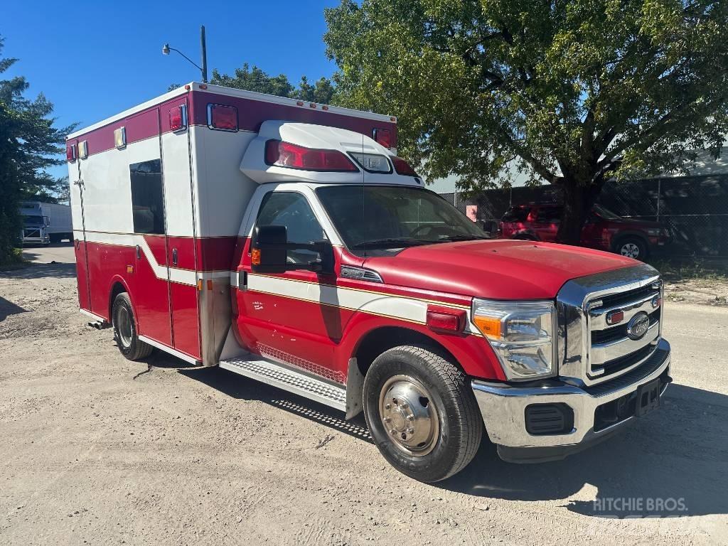 Ford F 350 Ambulanssit