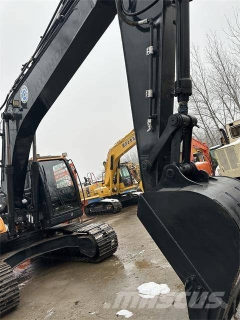 Hyundai R220LC-9S Telakaivukoneet