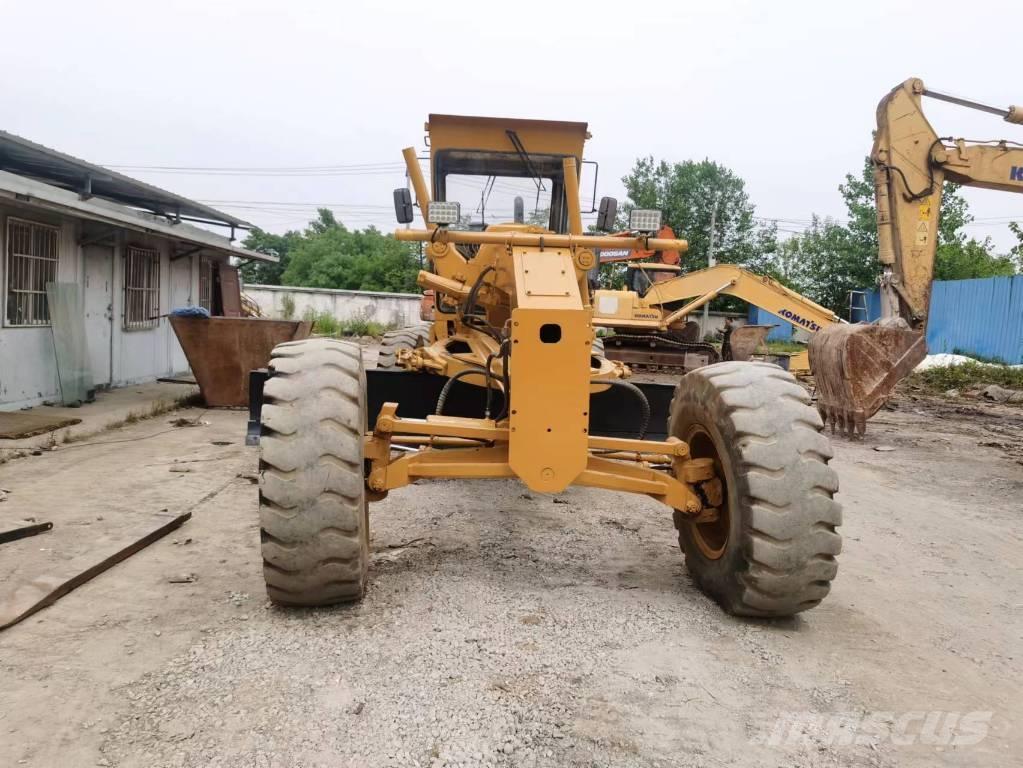 XCMG GR 180 Tiehöylät