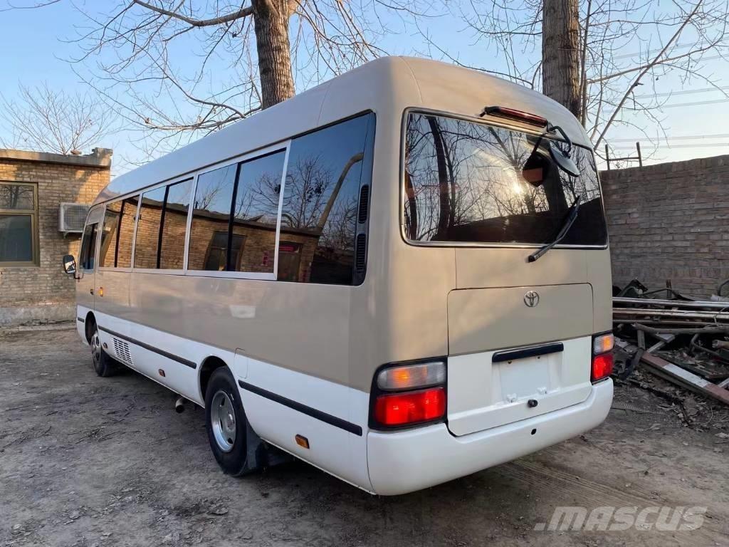 Toyota Coaster Bus Minibussit