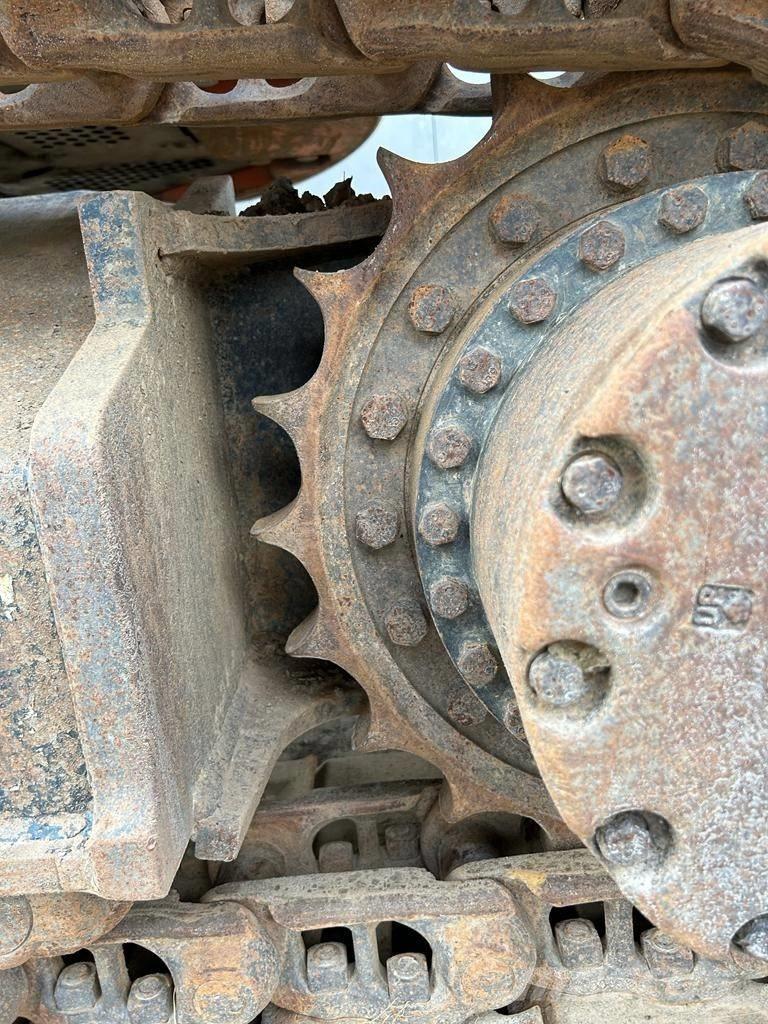 Hitachi ZX 225 US LC Telakaivukoneet