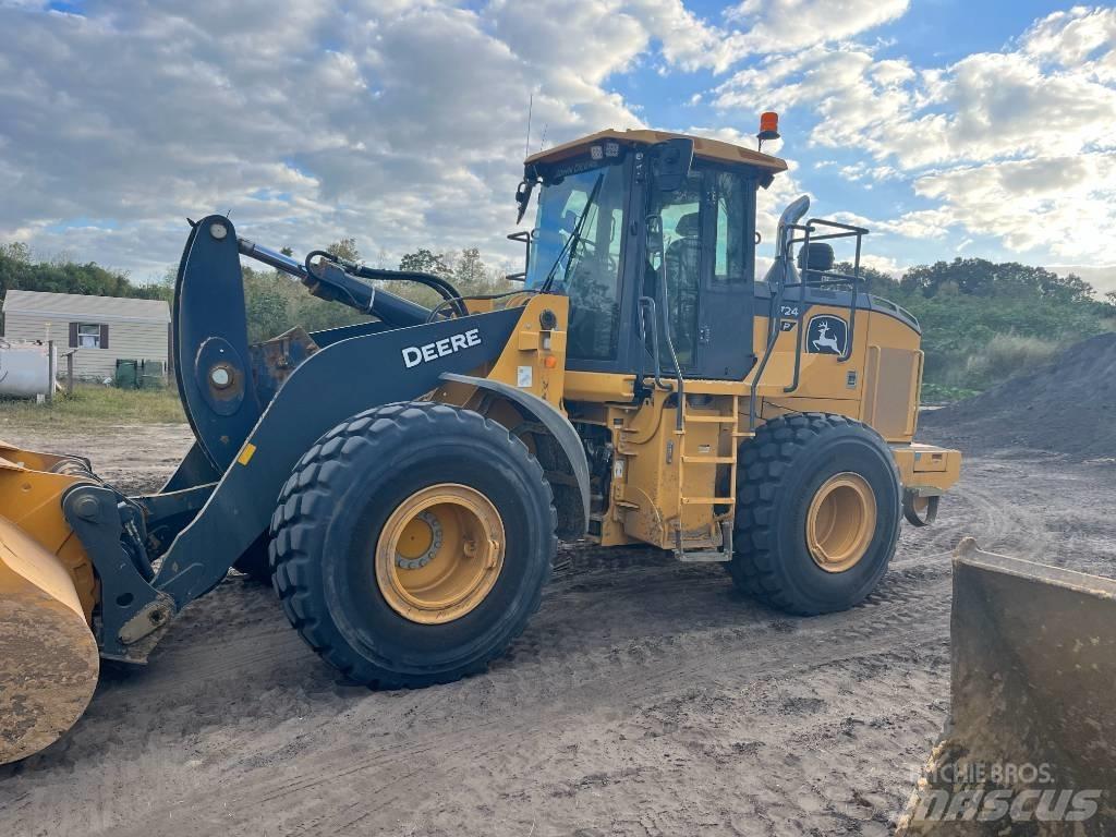 DEERE 724P Pyöräkuormaajat