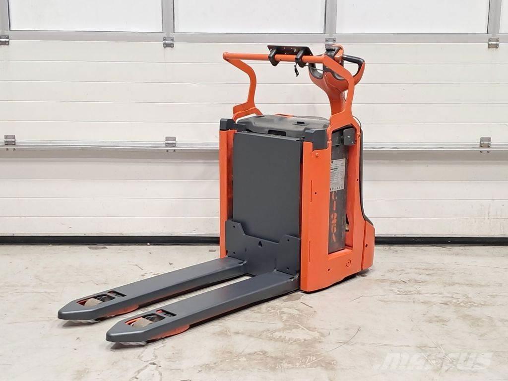 Linde T16L Lavansiirtotrukit