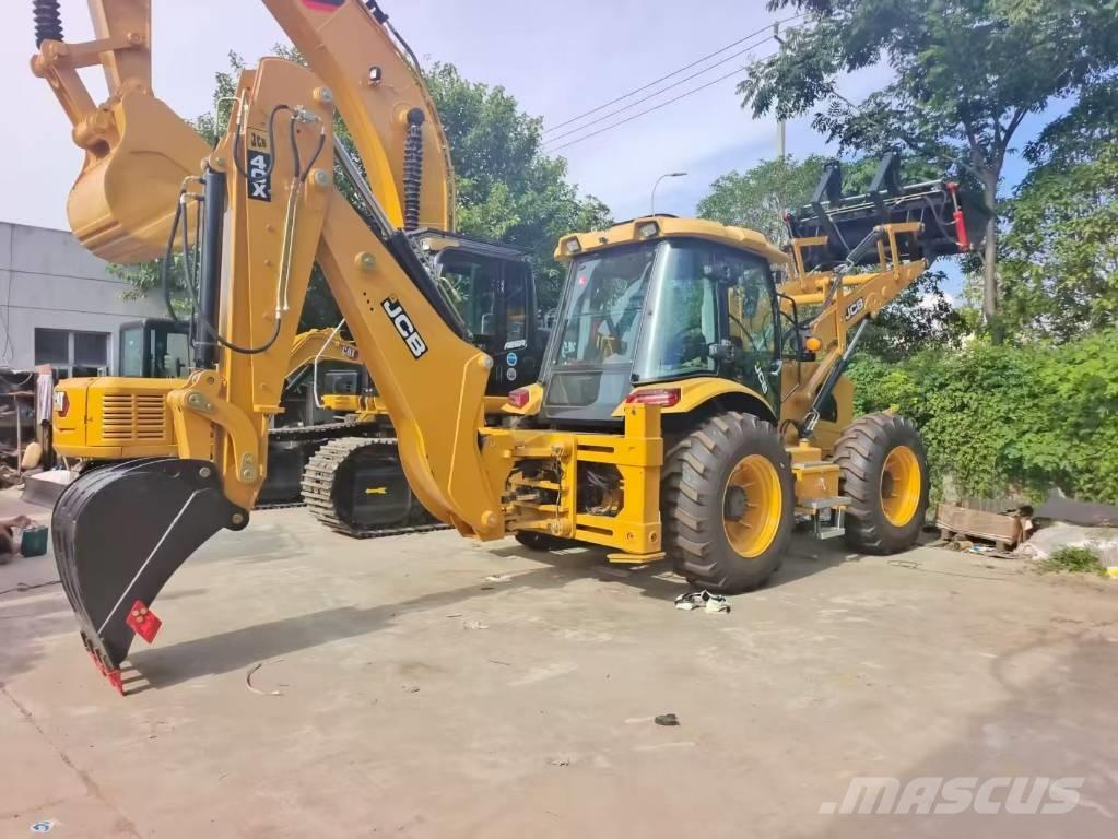JCB 4 CX Kaivurikuormaajat