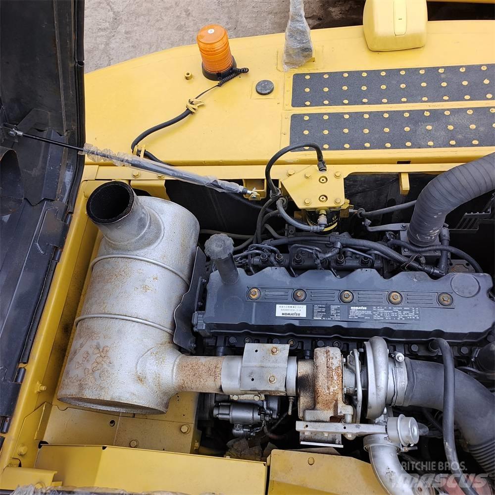 Komatsu PC 220-8 Telakaivukoneet