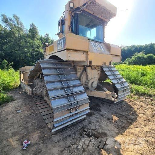 CAT D 6 T LGP Telaketjupuskutraktorit