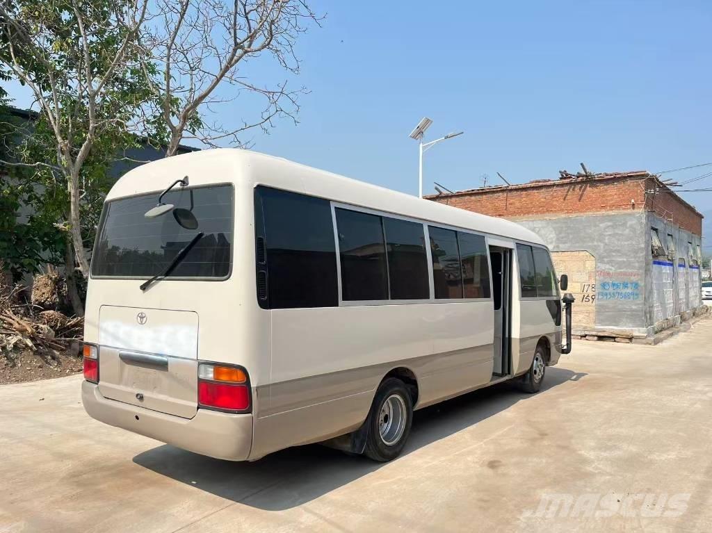Toyota Coaster Bus Minibussit