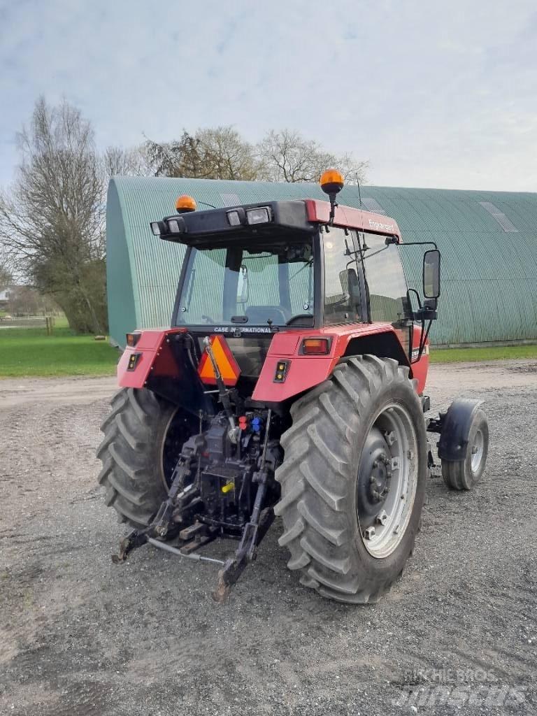 Case IH 5120 Traktorit