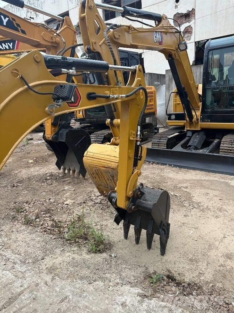CAT 302 Minikaivukoneet < 7t