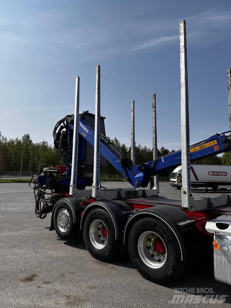 Volvo FH 12 Puuautot