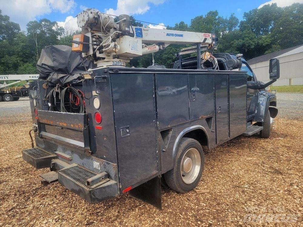 GMC 4500 Tienhoitoautot