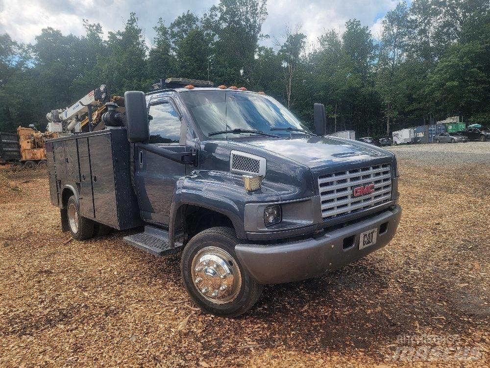 GMC 4500 Tienhoitoautot