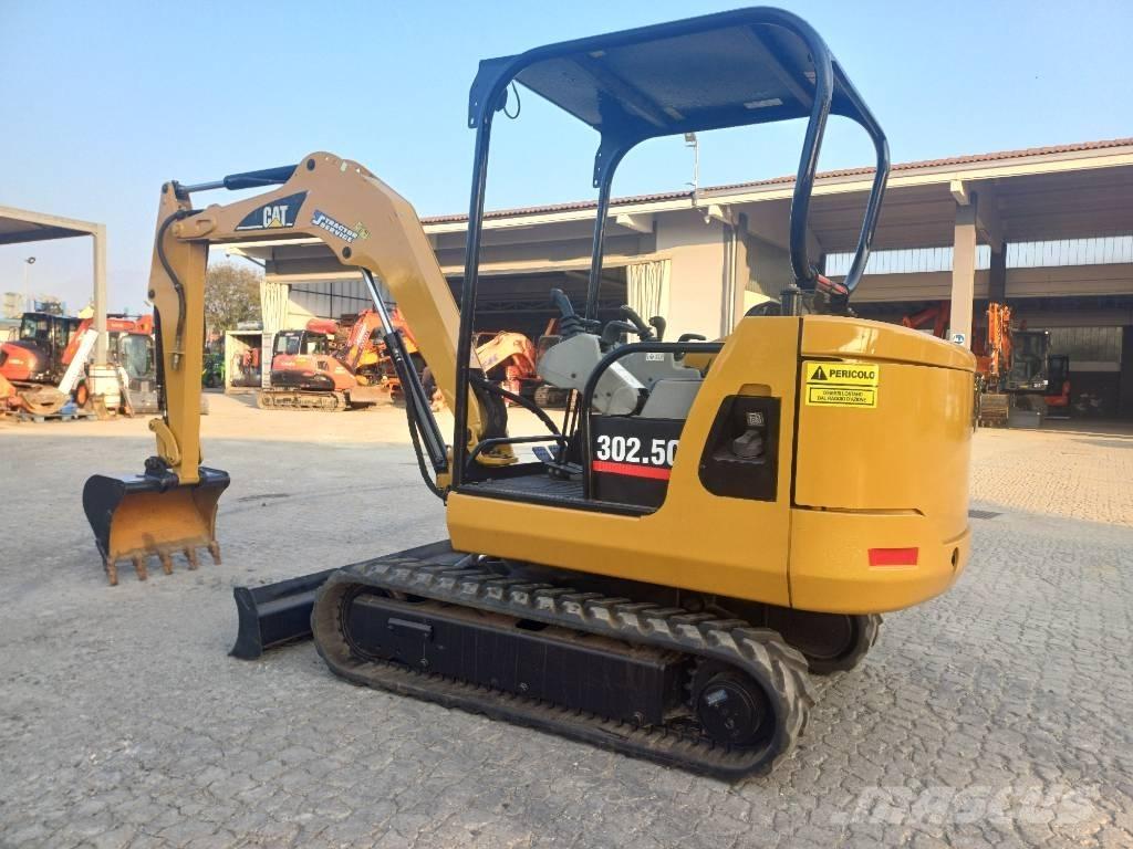 CAT 302.5 Minikaivukoneet < 7t