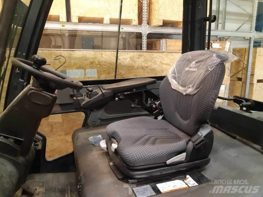 Toyota 8FBMT30 Sähkötrukit