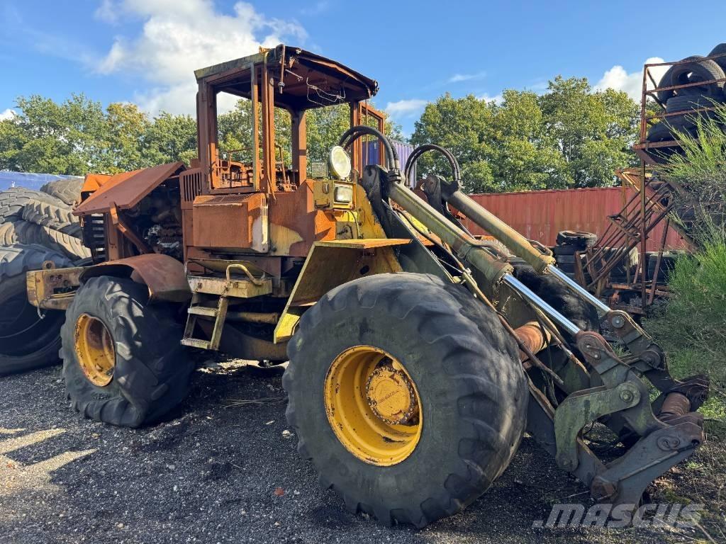 Volvo L 120 D Pyöräkuormaajat