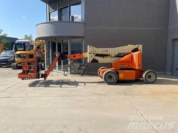 JLG E400AJP Kuukulkijat