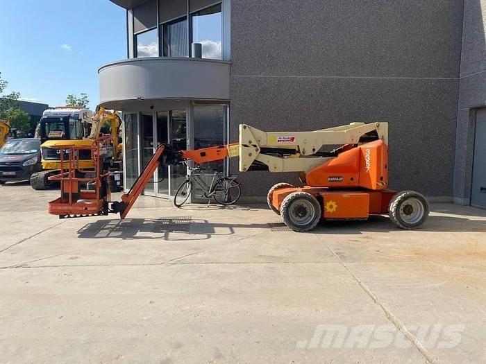 JLG E400AJP Kuukulkijat