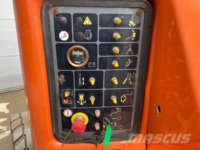 JLG E400AJP Kuukulkijat