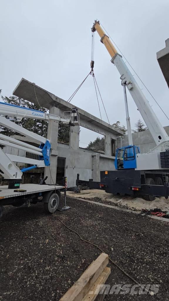 Krupp KMK 4070 Mobiilinosturit