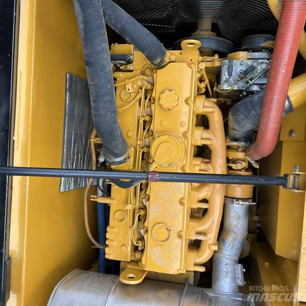 CAT 320 D2 Telakaivukoneet