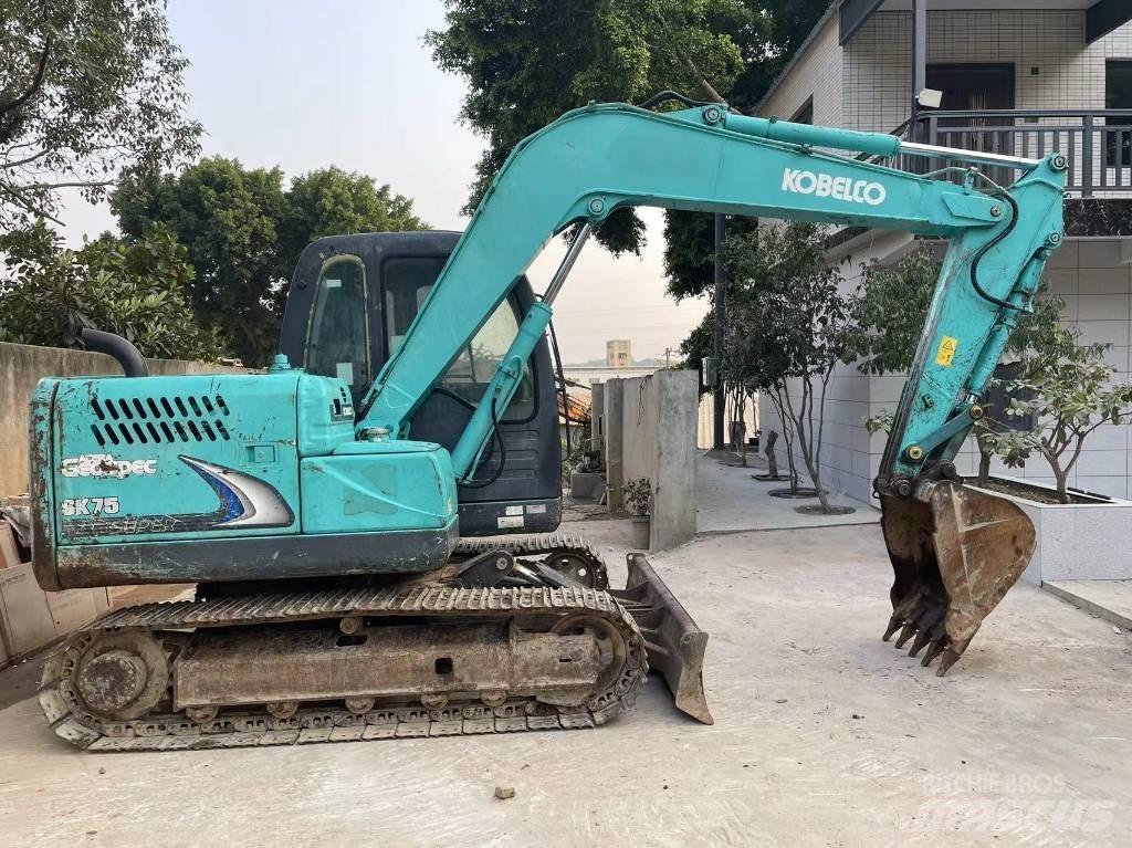 Kobelco SK 75 Telakaivukoneet