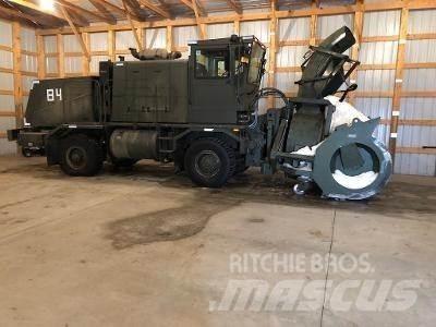 Oshkosh H2218 Muut koneet