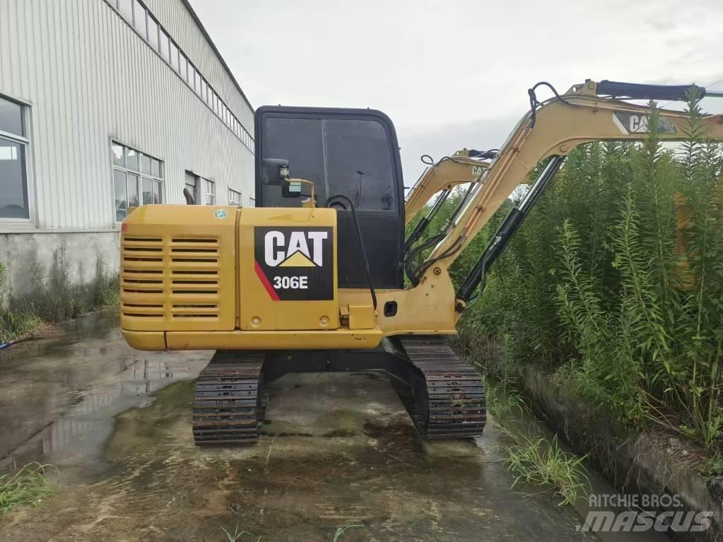 CAT 306 Minikaivukoneet < 7t