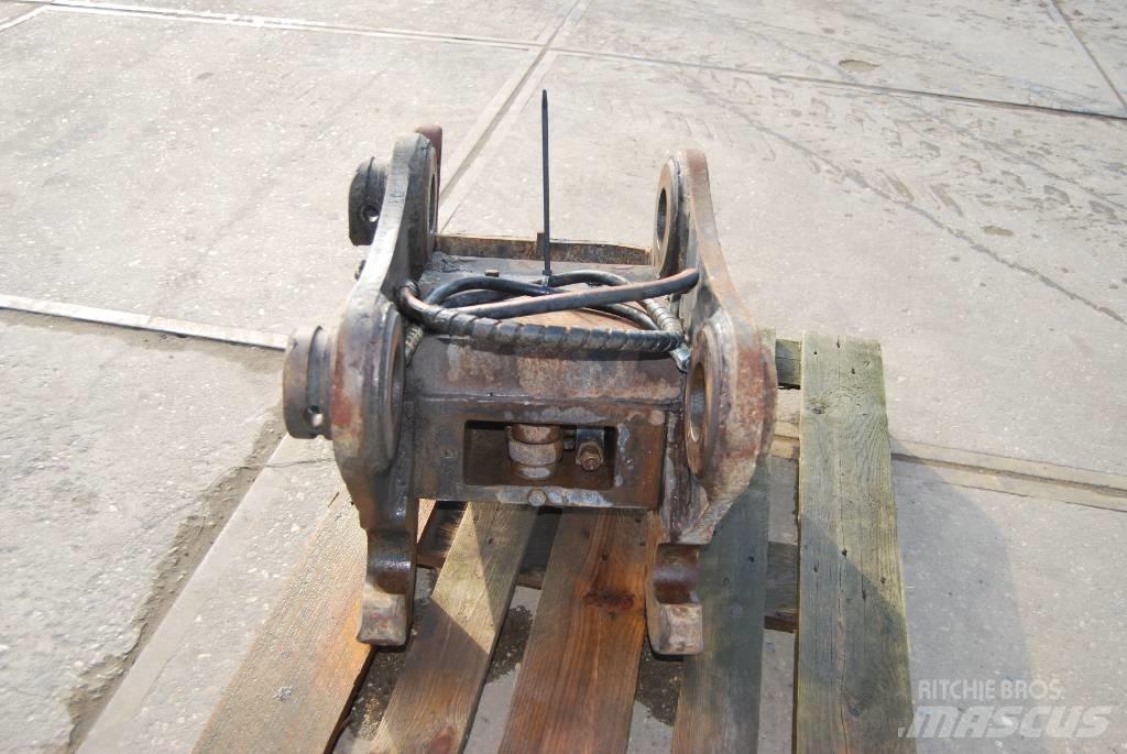  Quickcoupler Pikakytkimet