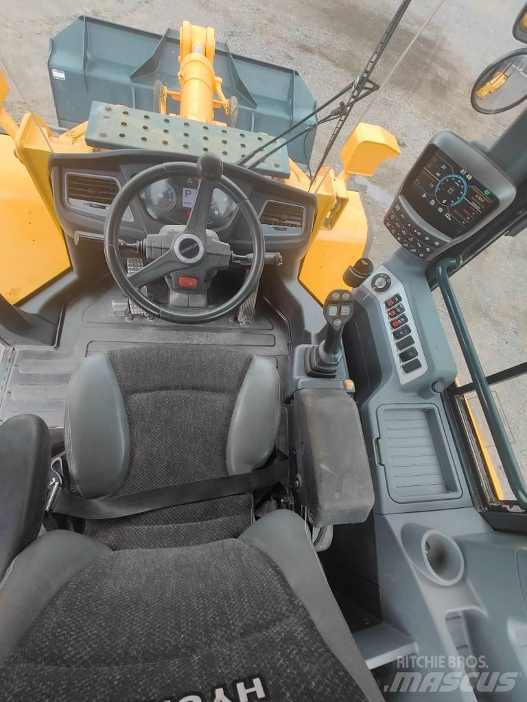 Hyundai HL 960 Pyöräkuormaajat