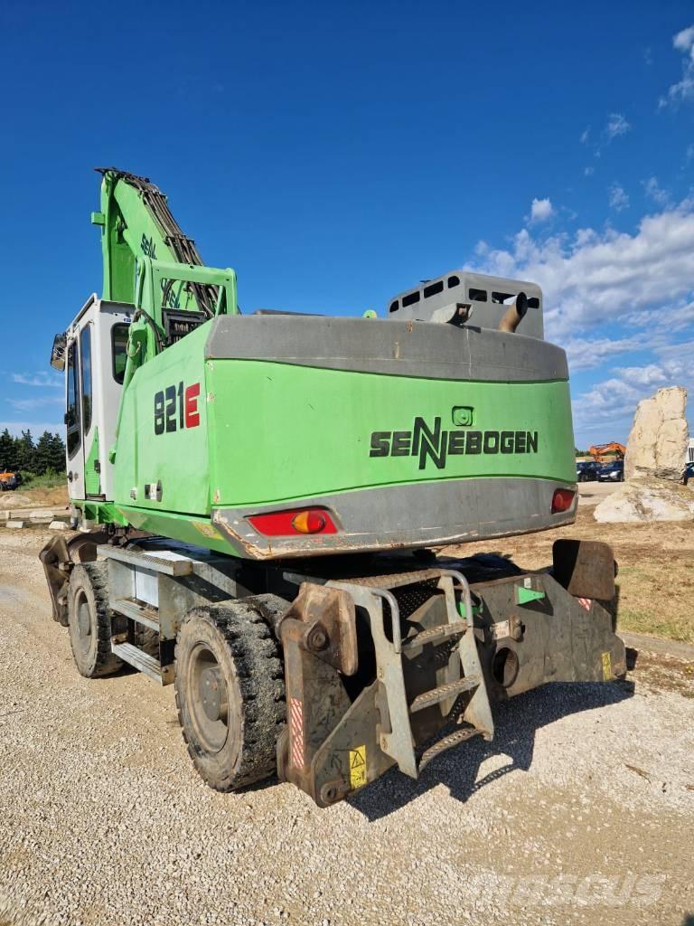 Sennebogen 821 E Pyöräkaivukoneet