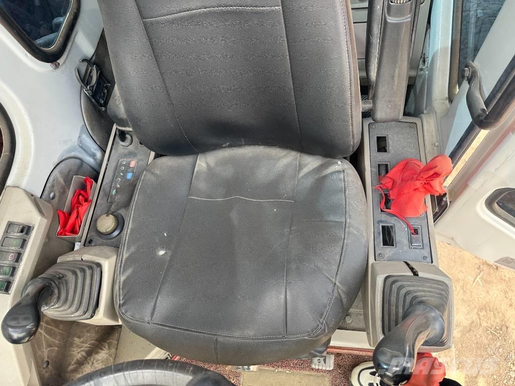 Doosan DH 150 W-7 Pyöräkaivukoneet