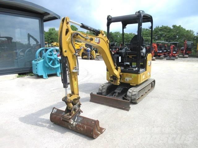 CAT 302 CR Minikaivukoneet < 7t