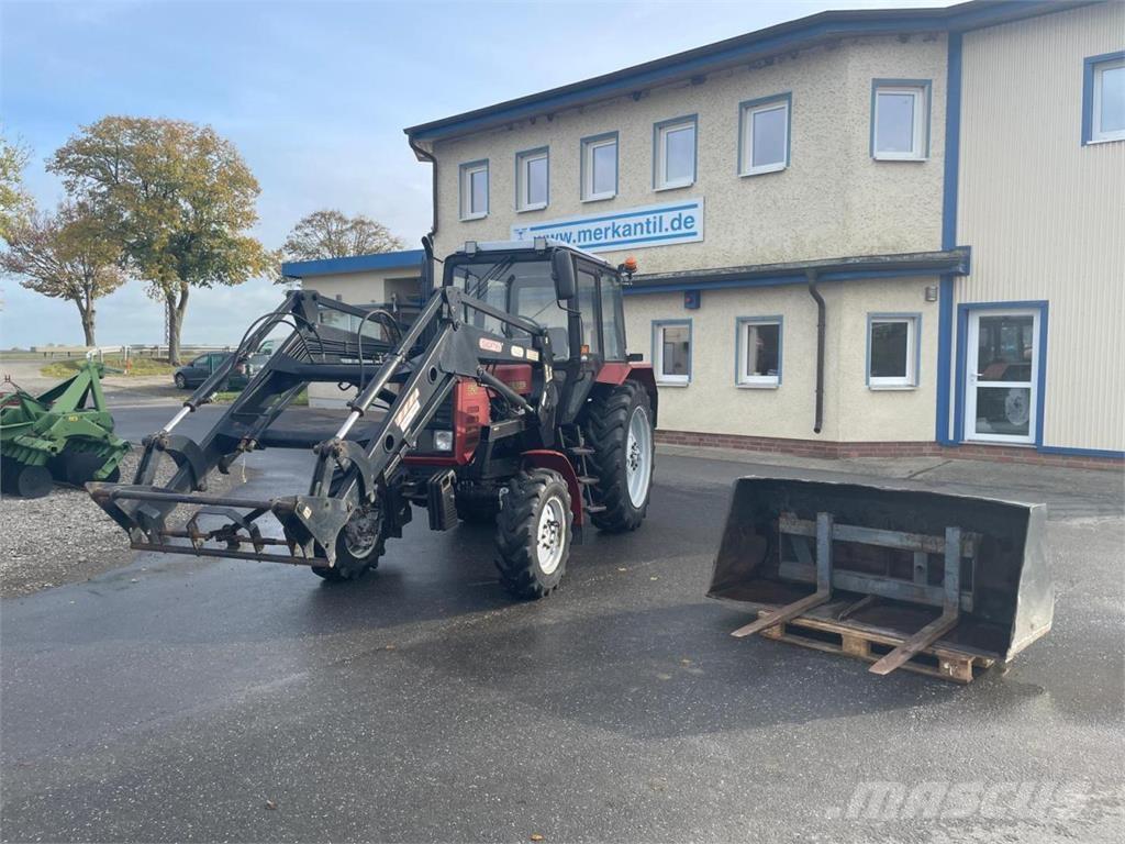 Belarus MTS 820 + FL Traktorit