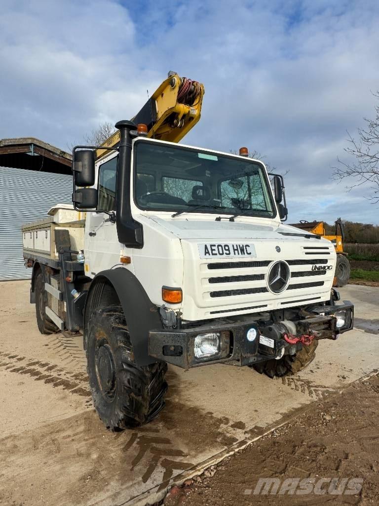 Mercedes-Benz unimog Nostolava-autot