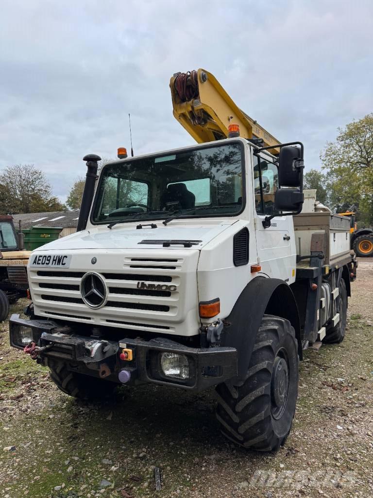 Mercedes-Benz unimog Nostolava-autot