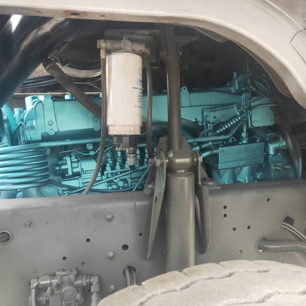 Howo 375 Vetopöytäautot