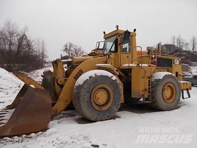CAT 988 B Pyöräkuormaajat