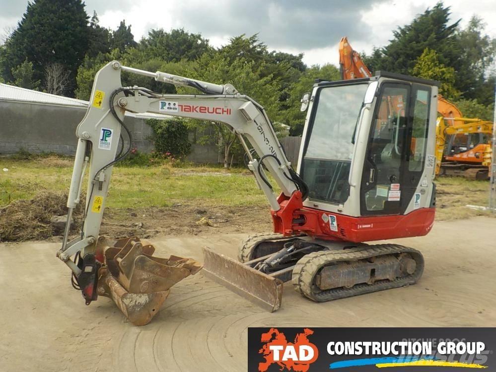 Takeuchi TB228 Minikaivukoneet < 7t