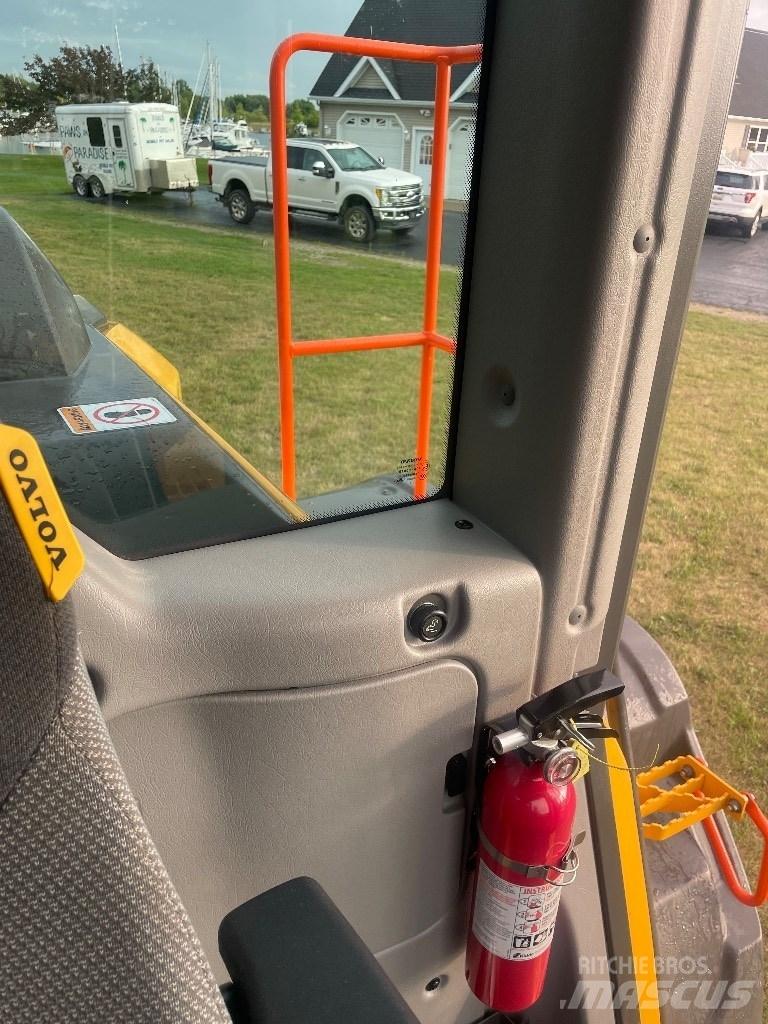 Volvo L120H Pyöräkuormaajat